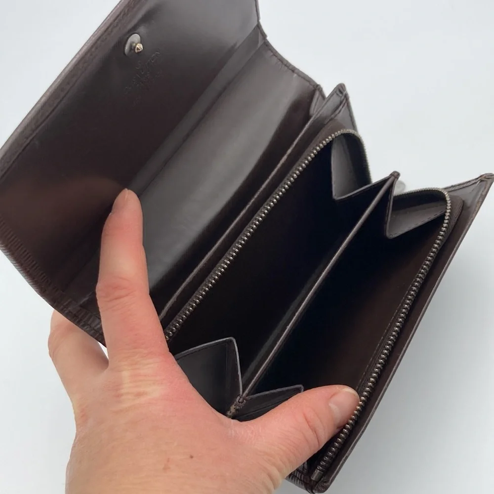 LOUIS VUITTON DARK BROWN EPI WALLET